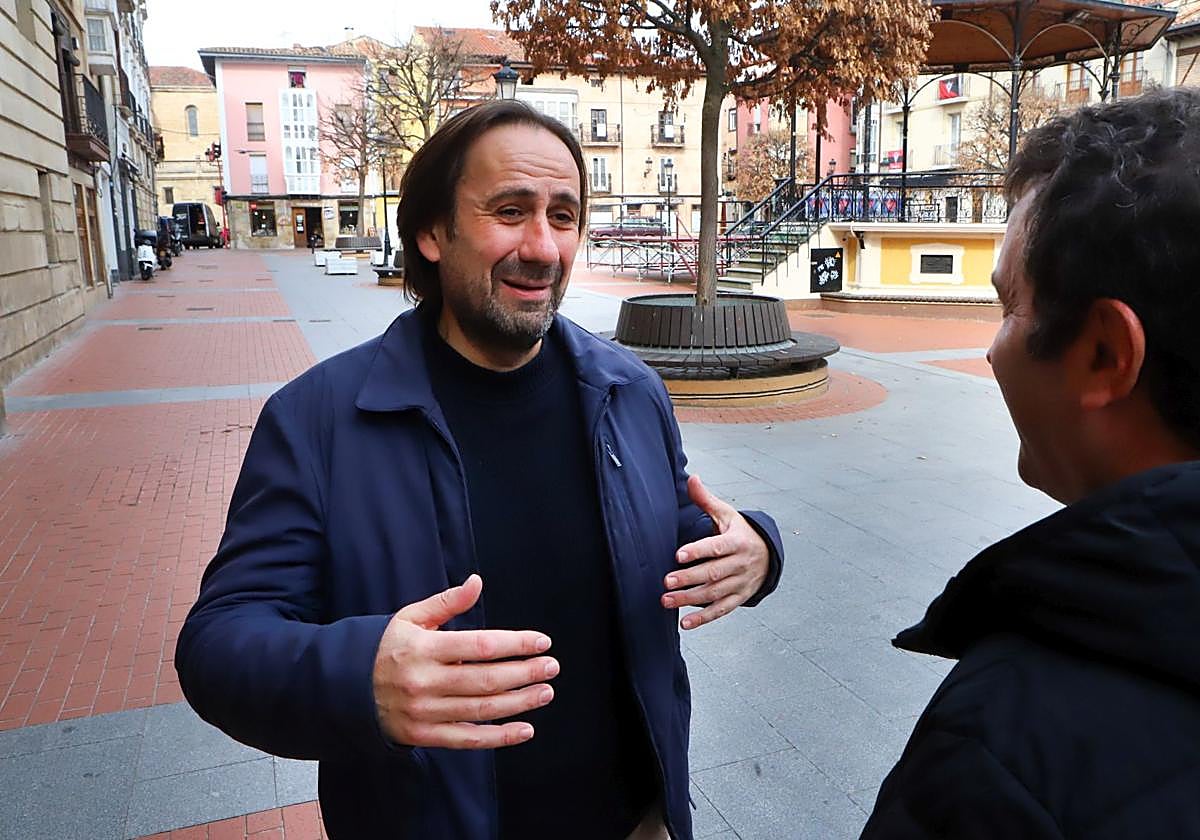 El portavoz del PP, Sergio Montoya, pide bajar la carga fiscal.