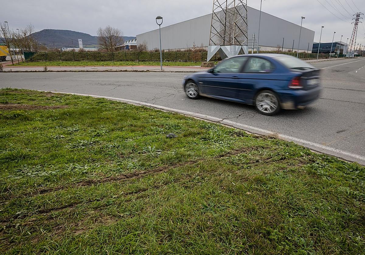 Las carreras ilegales de coches en Júndiz se trasladan ahora a Miranda