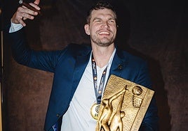 Splitter, durante la celebración del título de Liga en París.