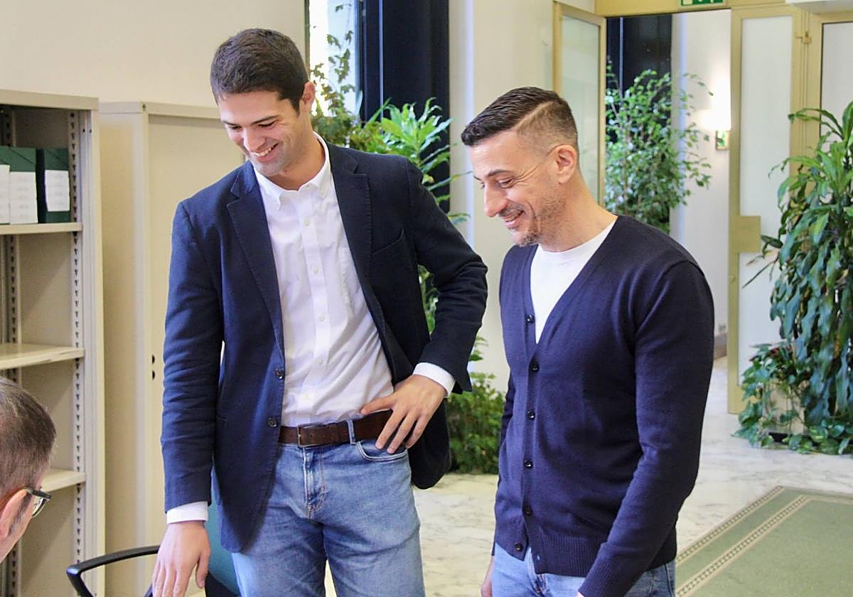 Joseba Díez Antxustegi (PNV) y Ekain Rico (PSE-EE) han registrado este viernes la candidatura en el Parlamento vasco.