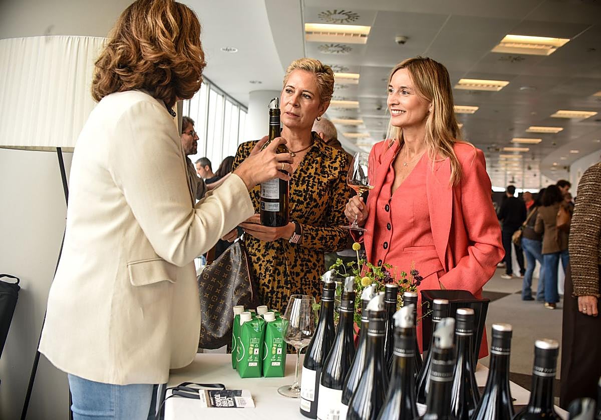 Subsierra y Corpinnat celebran una cata en Bilbao