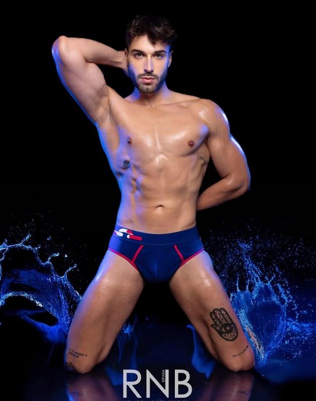 Endika, el joven de Basauri que aspira a convertirse en Míster RNB España este sábado