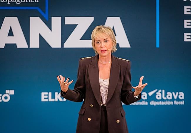 Carme Artigas, durante su intervención.
