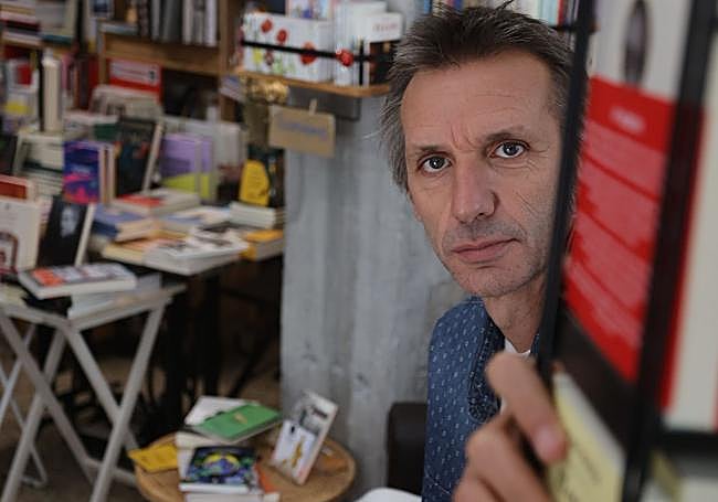 El escritor Diego Sánchez Aguilar.