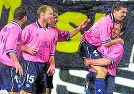 Aquel 'misil' europeo llamado Alavés: «Metí desde el mediocampo»