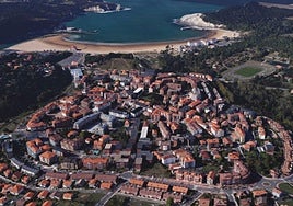 Más de 2.300 de las 4.552 viviendas de Gorliz son no principales.