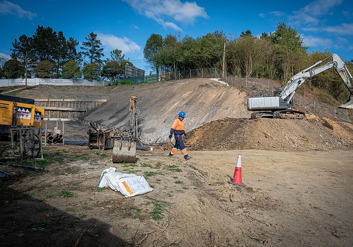 Obras de la Línea 5 en Usansolo.