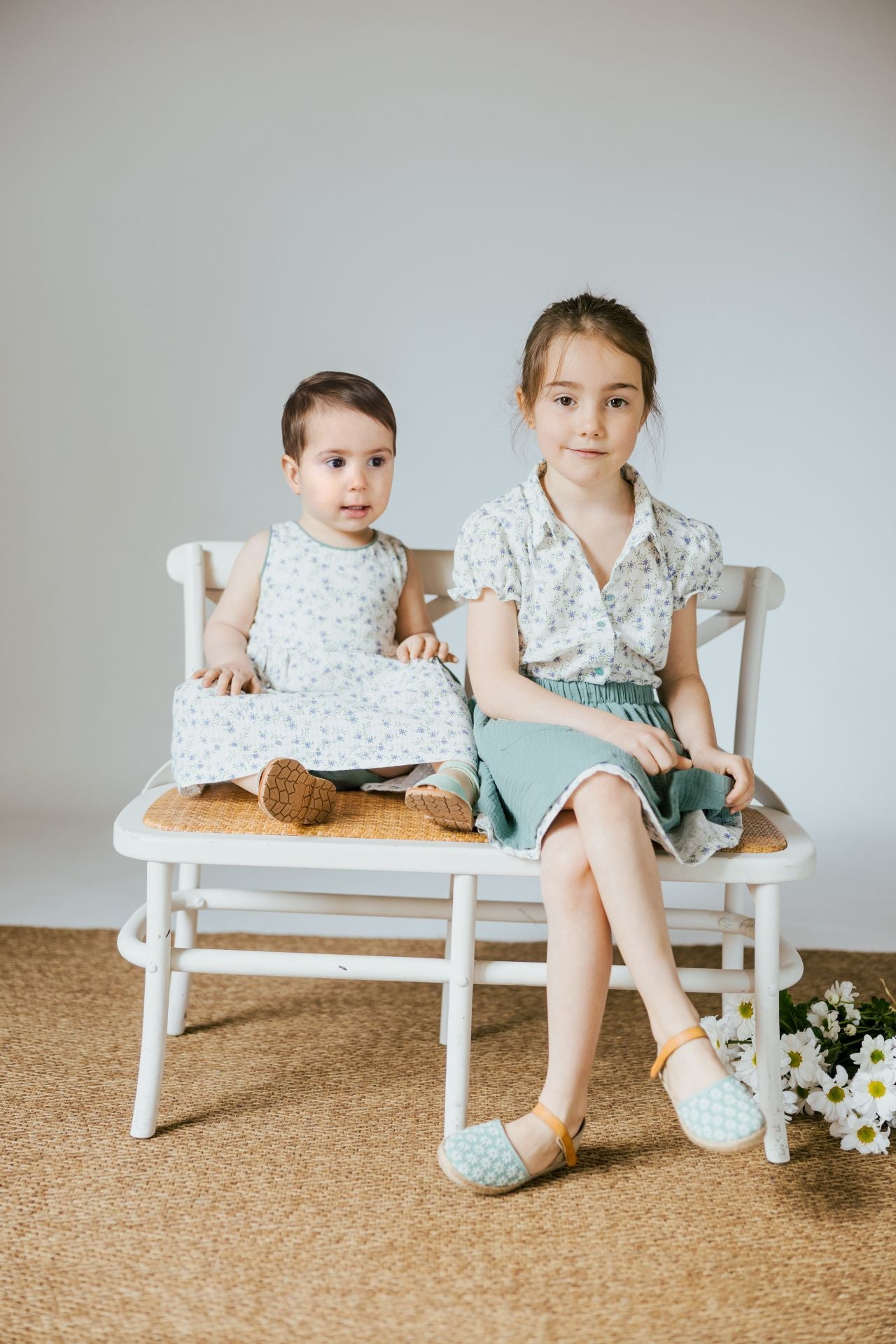 Maite y Ainara, las madres del colegio Europa de Getxo que han creado una firma infantil para vestir a los niños con estilo