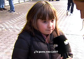 Nagore, la niña de 8 años que analiza la temporada de Osasuna como una experta: «Algunos fichajes no me han gustado»
