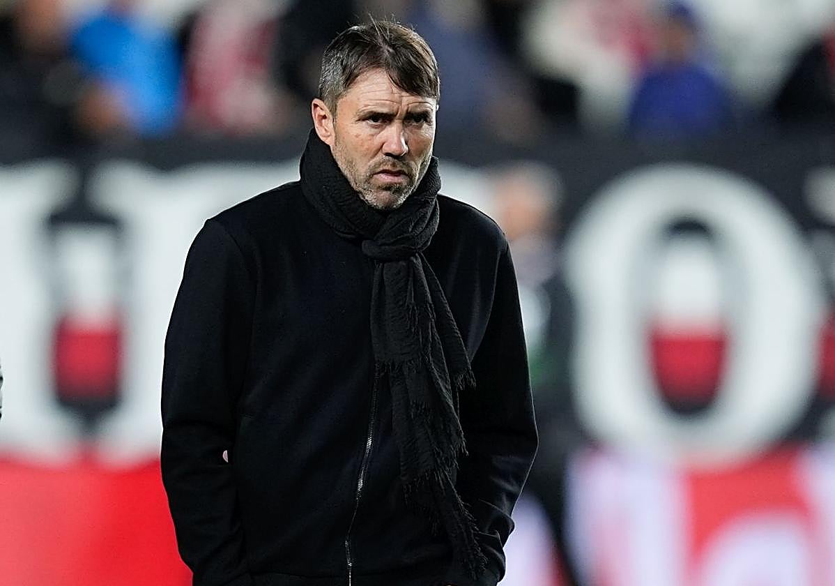 Coudet, pensativo en Vallecas.