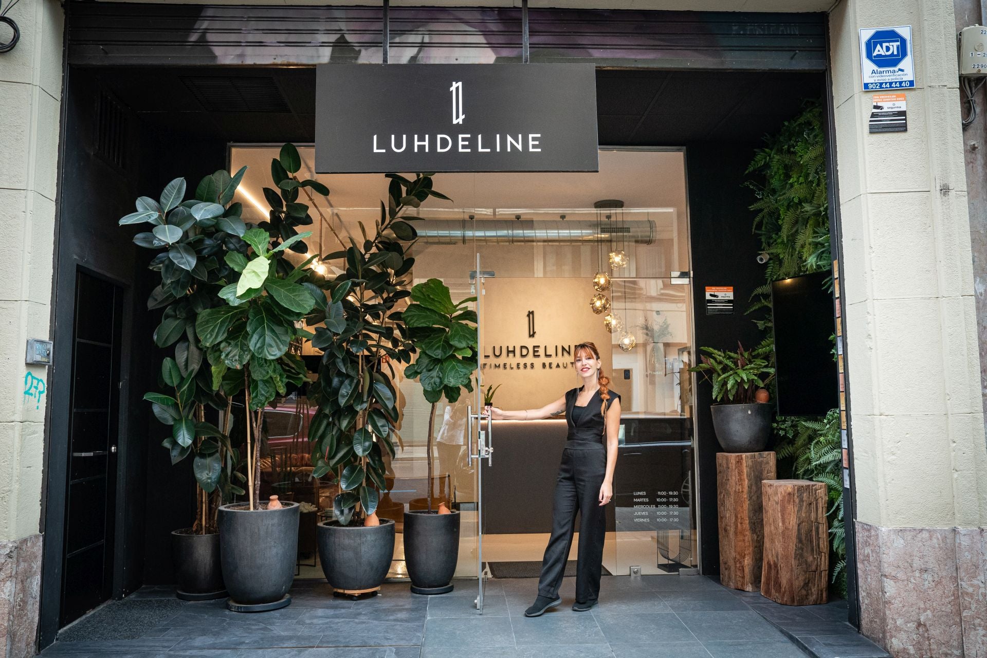 Lucía, la reina de la micropigmentación que hace arte sobre la piel y devuelve la autoestima en Bilbao