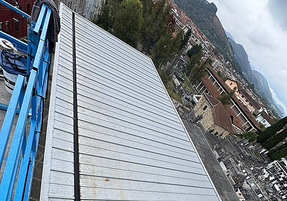 El plan busca prolongar la vida útil de estas infraestructuras deportivas.