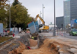 Una de las principales reformas en curso corresponde a la calle Madrid, donde se está renovando un gran colector.