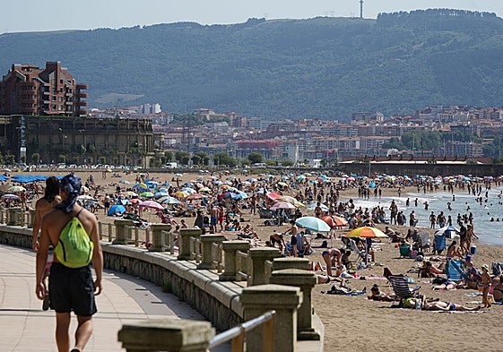 Vista de la playa de Ereaga.