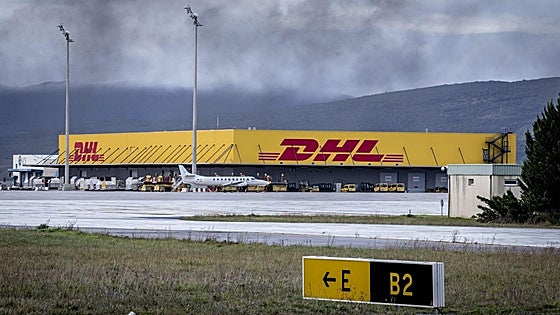 Aena desbloquea el acceso para que DHL construya su nuevo hangar en Foronda