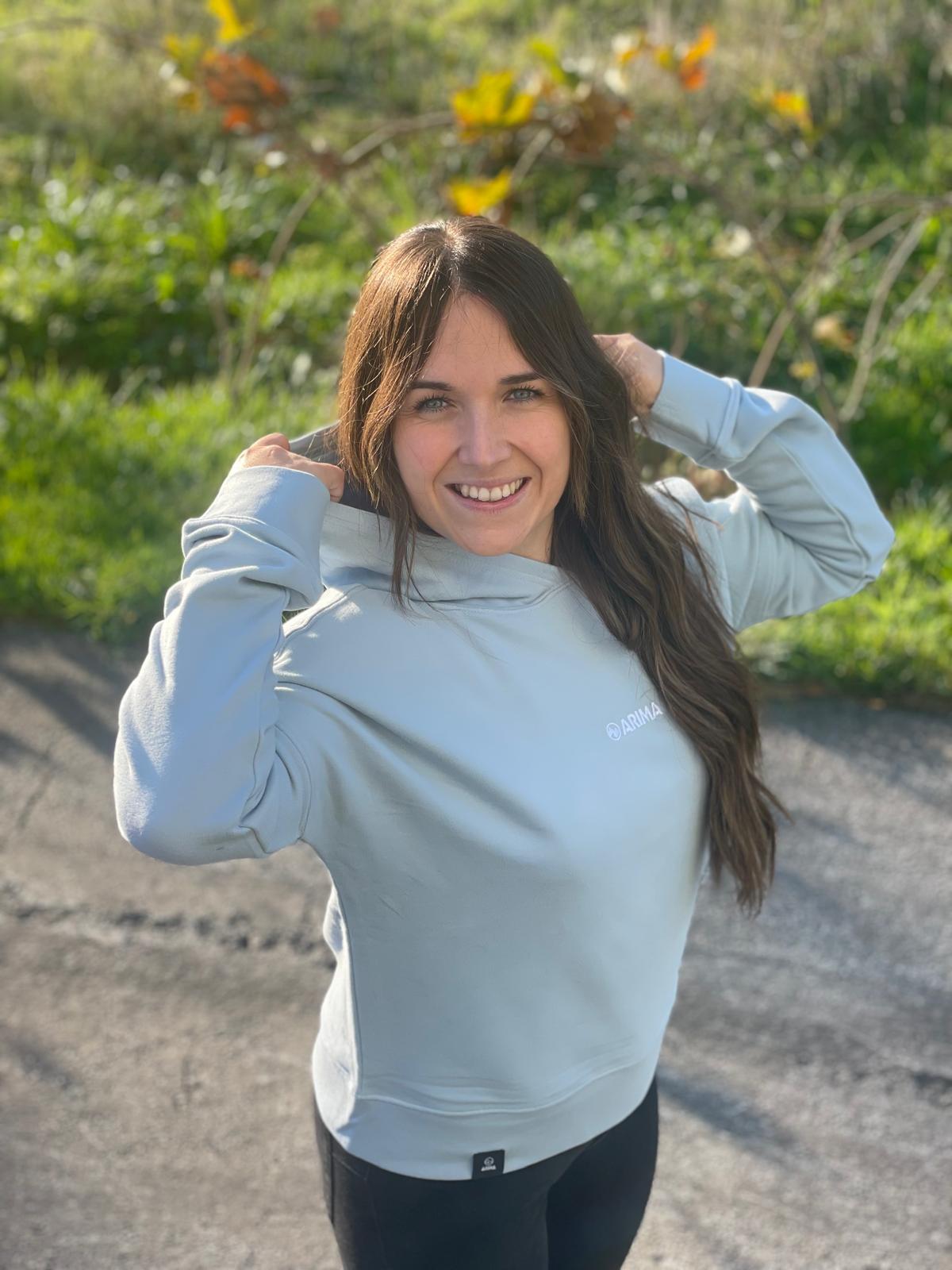 Unai, el joven de Elorrio que soñó con crear una marca y hoy la vende en su propia tienda