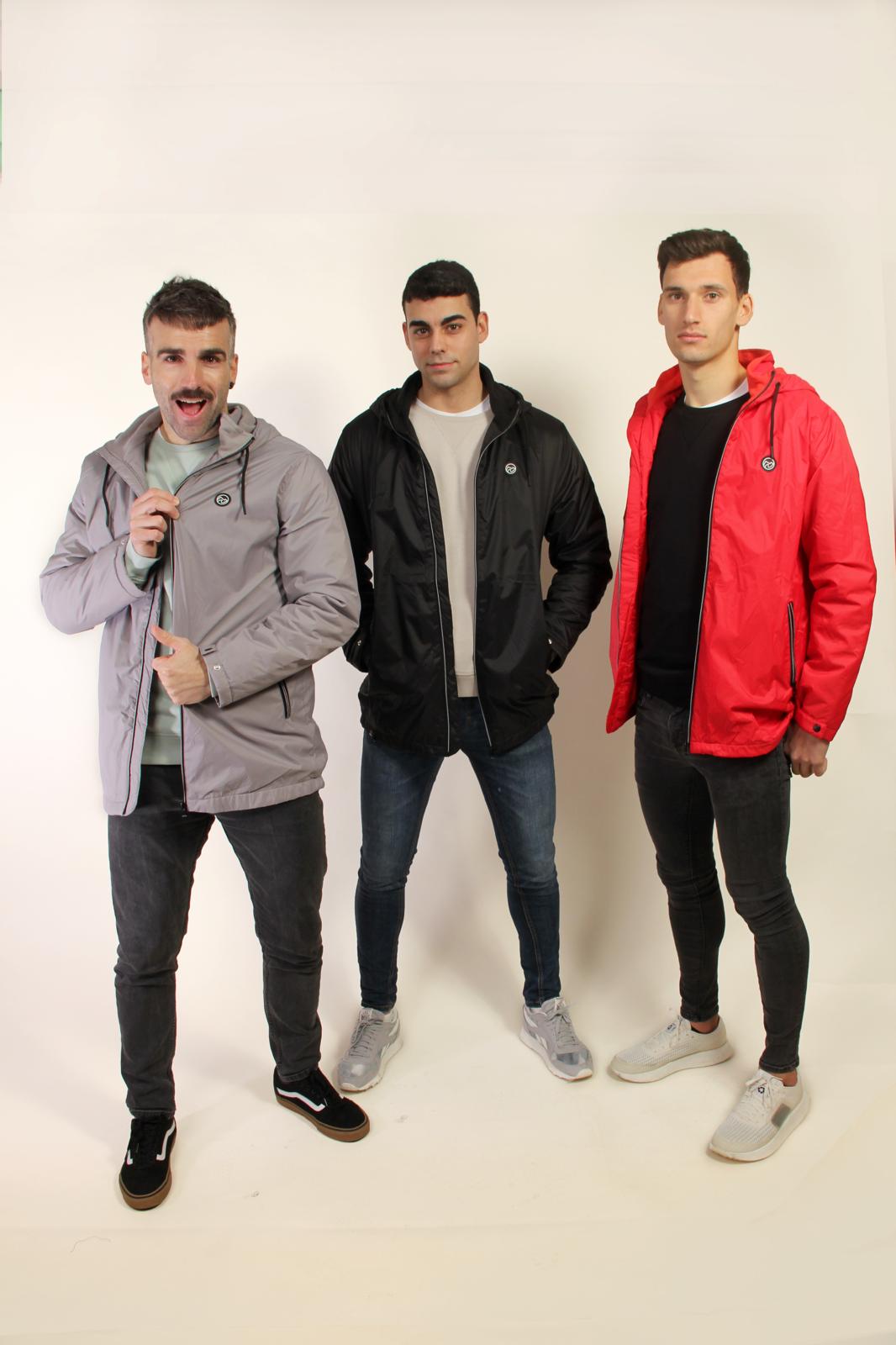 Unai, el joven de Elorrio que soñó con crear una marca y hoy la vende en su propia tienda