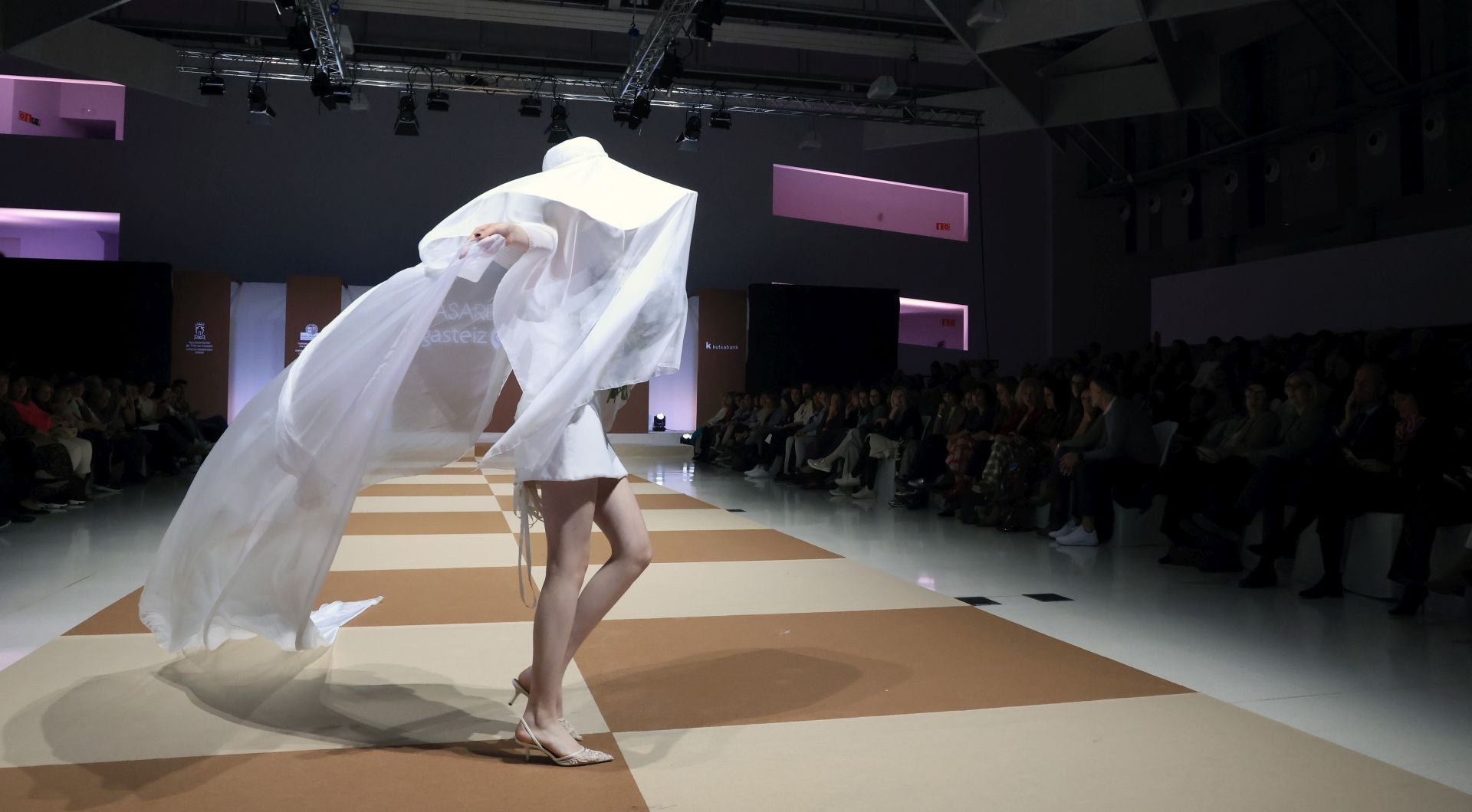 El desfile de la diseñadora vitoriana Eva Gómez en la pasarela Gasteiz On