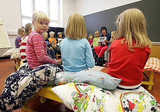 Niños finlandeses en una escuela de la localidad de Vaasa.