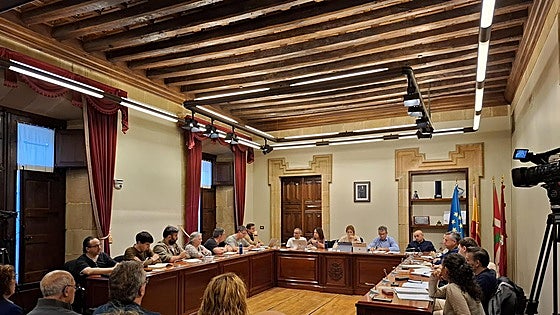 Ermua aprueba la subida de tasas e impuestos un 2% para el año que viene