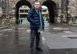 «Los políticos de hoy son mejorables», constata Santiago Posteguillo.