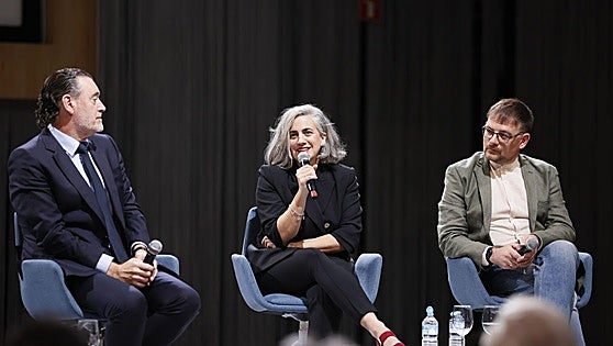 «Hay algo a lo que solo podemos llegar las personas, y la IA no»