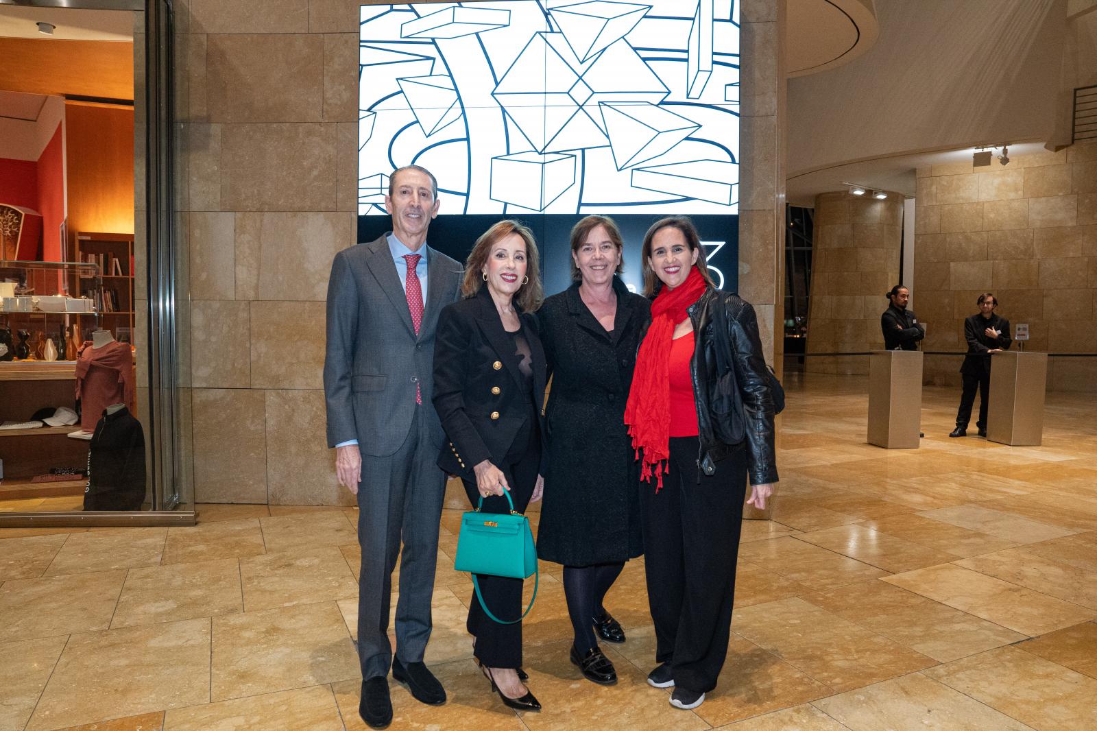 Roberto Alonso, Montse González Cobreros, Bárbara Elorriaga y María Ferrer. 