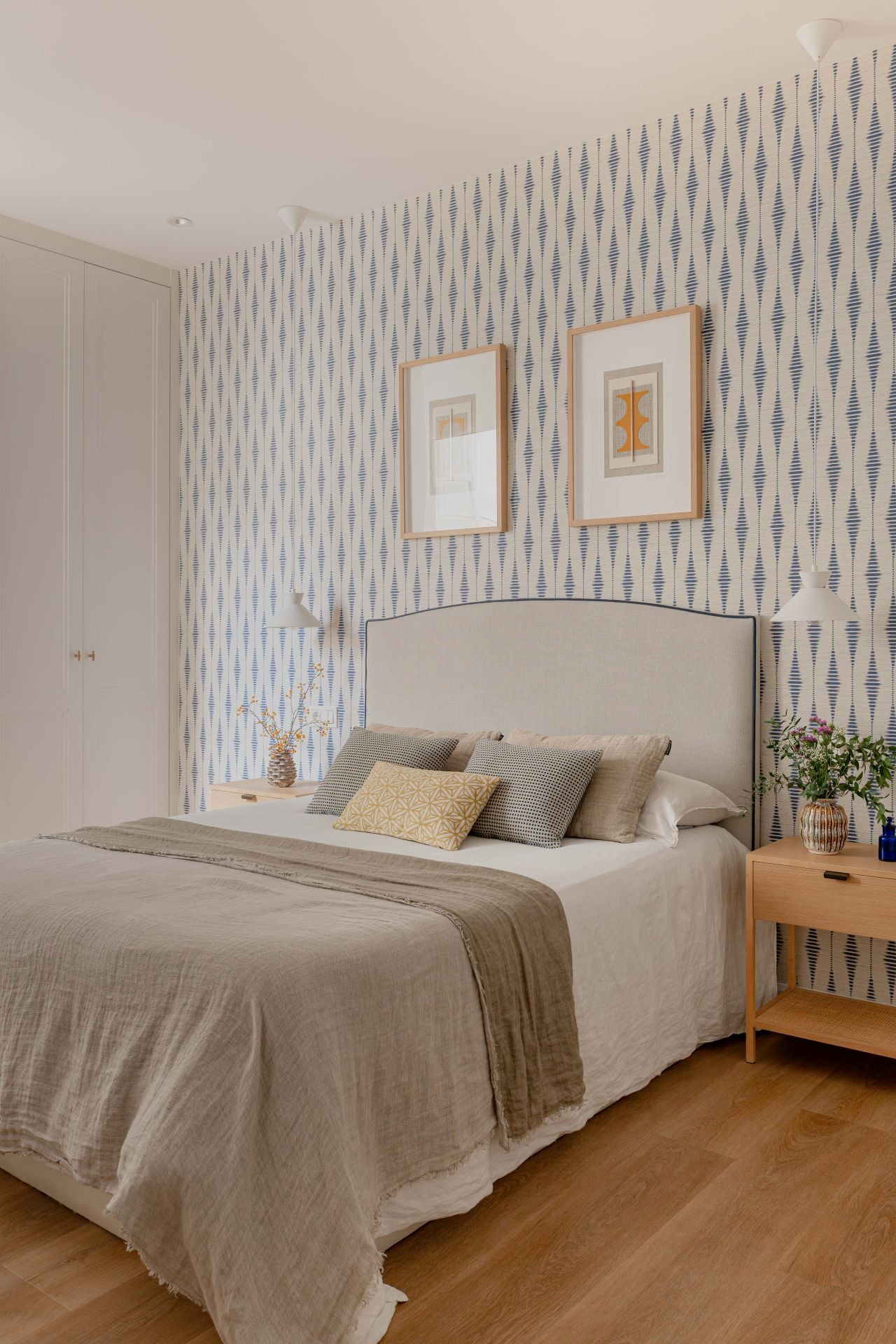 De espacio cerrado a hogar luminoso: la metamorfosis de un piso en Bilbao para una familia con dos niños