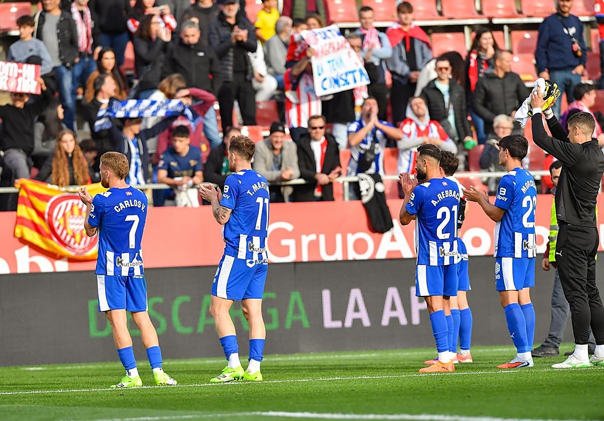 El vestuario del Alavés pide «levantarse y seguir luchando»