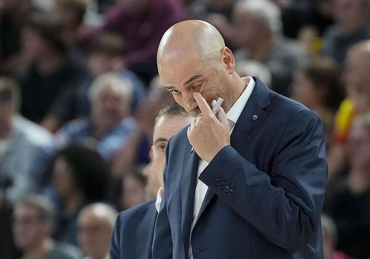 El Barcelona despide a Joan Peñarroya una semana antes de recibir al Baskonia