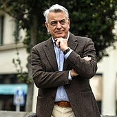 De Andrés, fotografiado en el centro de Bilbao, llegó hace dos años a la presidencia del PP vasco.
