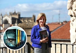 Eva García Sáenz de Urturi en una de las muchas presentaciones que han tenido Vitoria como escenario.