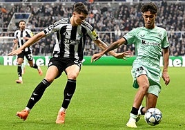 Selton, en su debut con el primer equipo este miércoles en el campo del Newcastle.