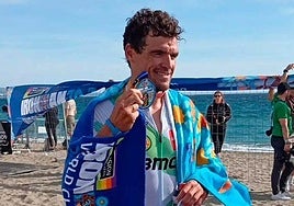 Greg Van Avermaet, con la medalla tras ganar el Mundial.