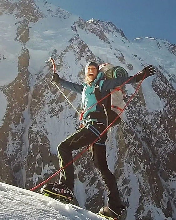 Pipi Cardell, primera mujer en abrir vía en un 8.000 en estilo alpino.