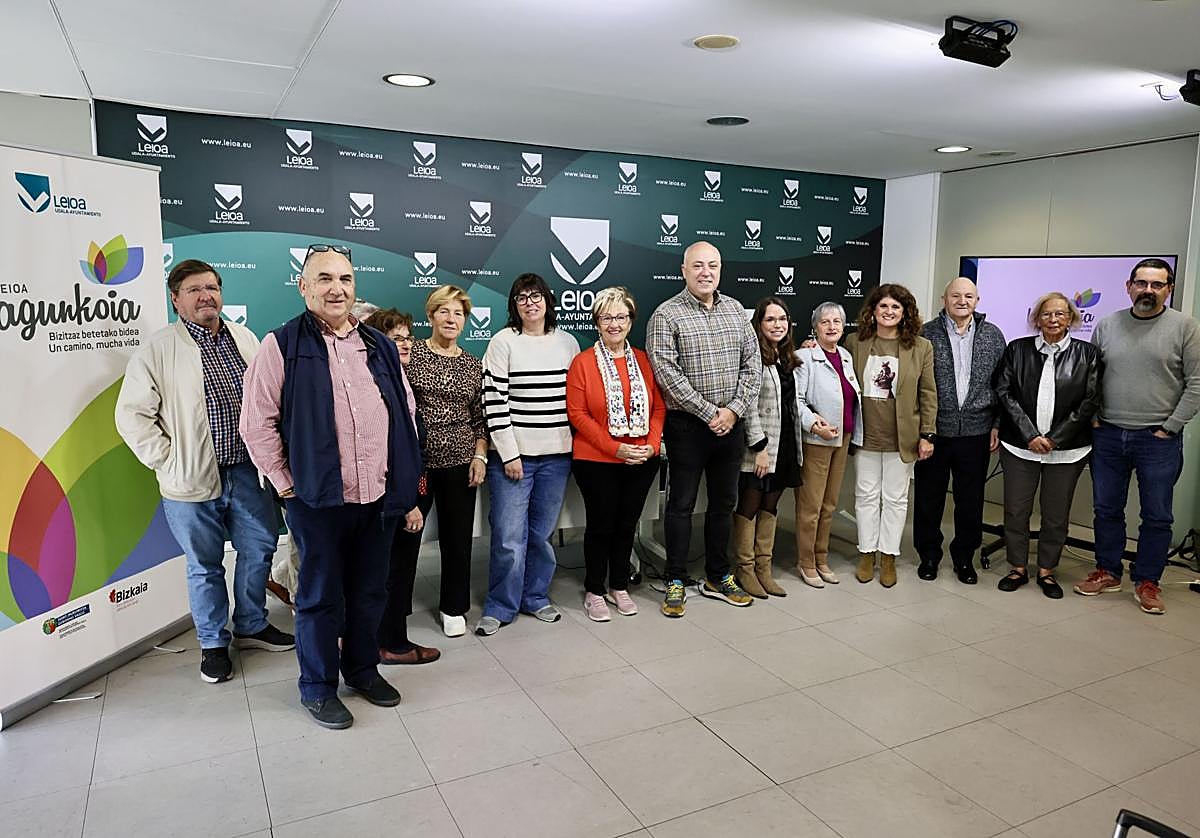 Vecinos de Leioa participan en reuniones y encuestas para determinar las mejoras que necesita el municipio.