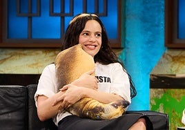 La insólita respuesta de Rosalía a la pregunta sobre sexo en 'La Revuelta'