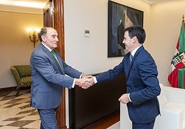El lehendakari recibe al presidente de Iberdrola, Ignacio Galán