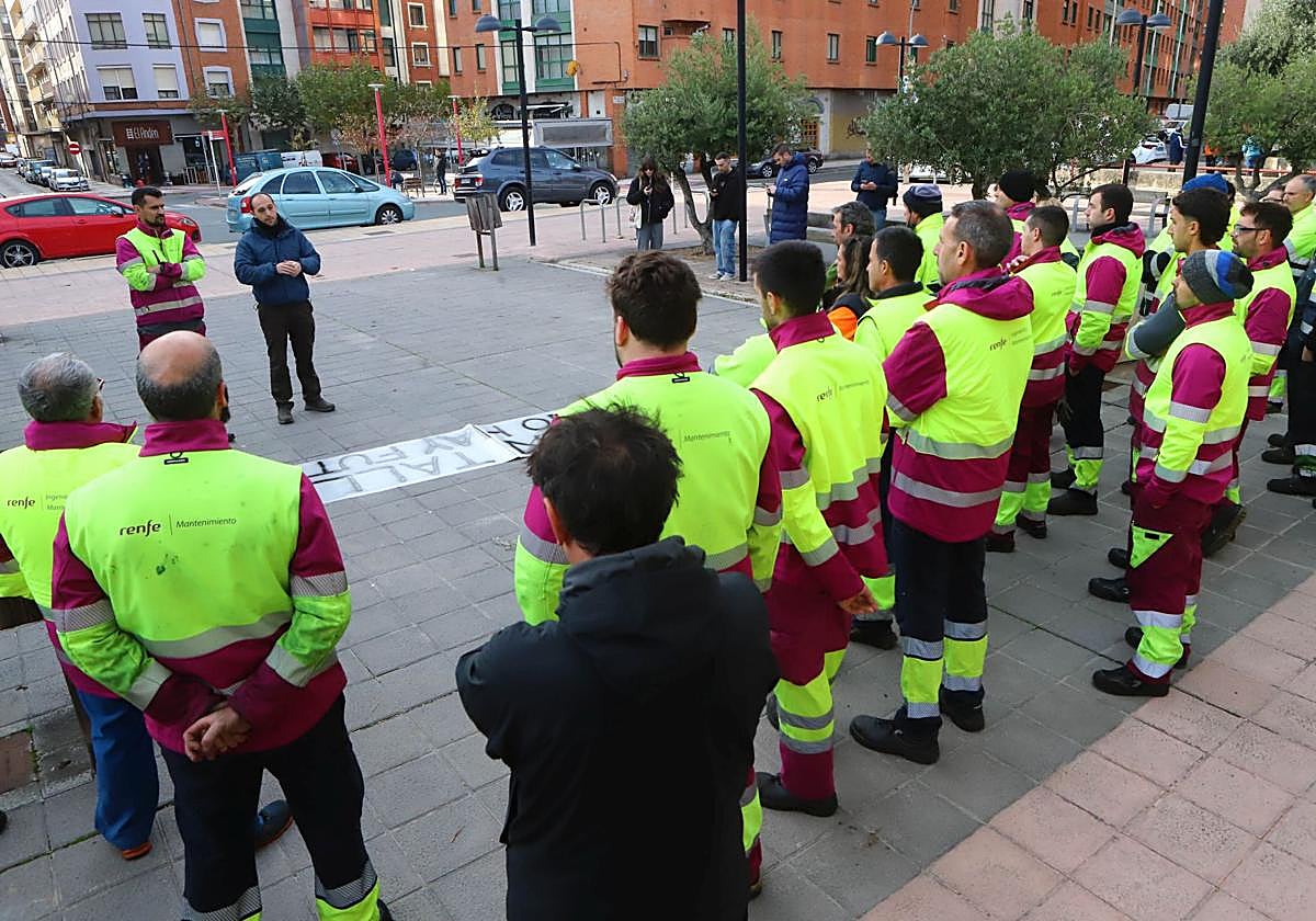 El cierre de Remolcado supondrá la pérdida de otros 16 empleos en Renfe.