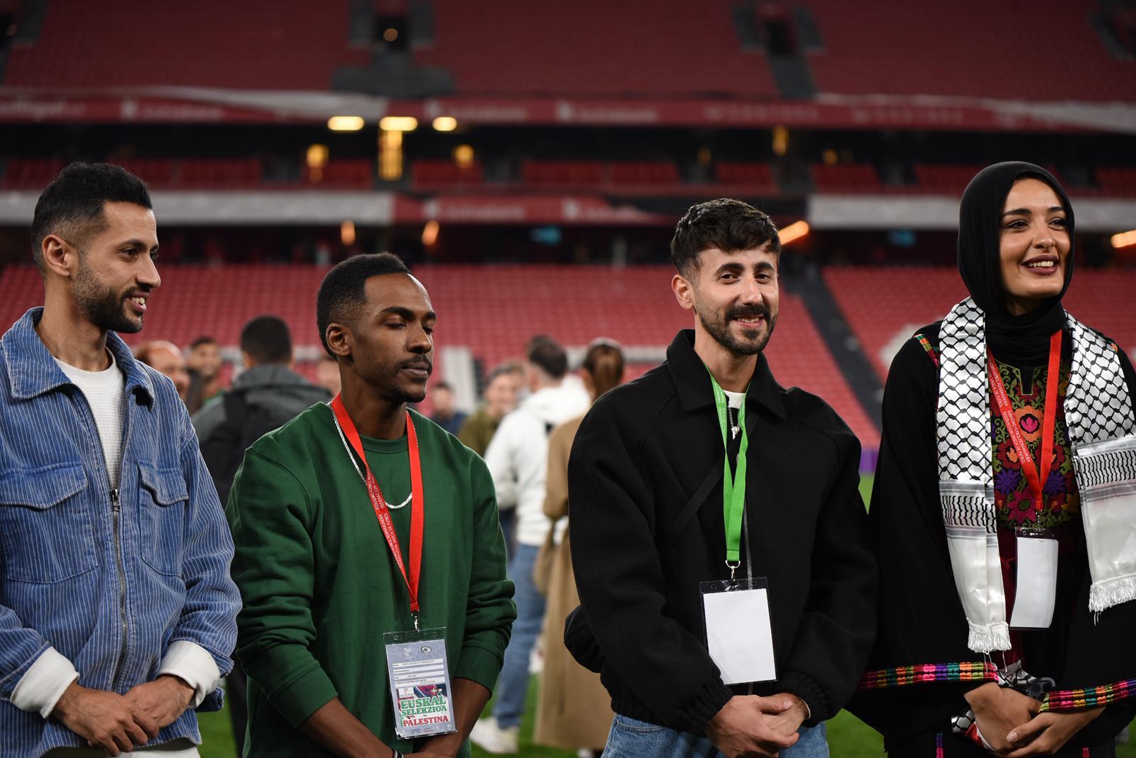 Las bonitas imágenes que nos deja el Euskadi-Palestina en San Mamés