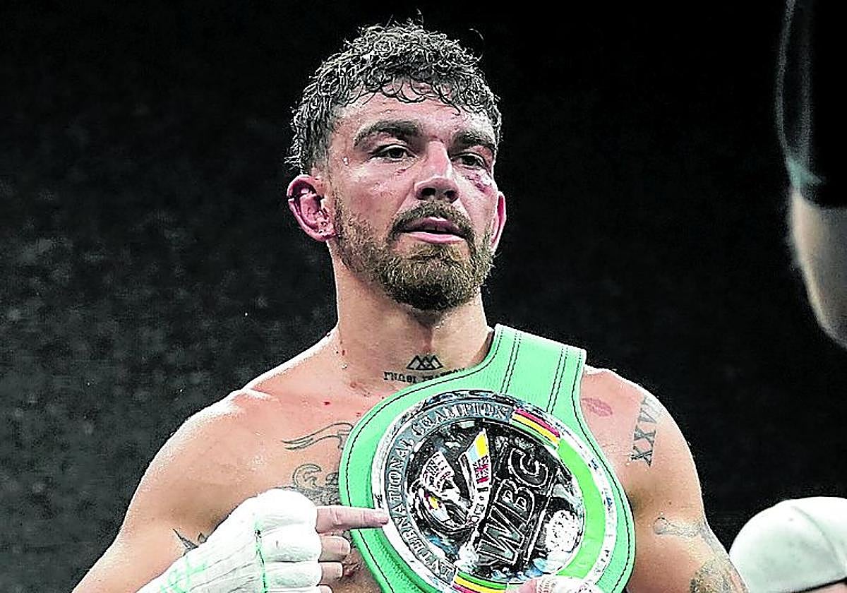 Jon Fernández se medeirá al italiano Casamonica por el título europeo del peso superligero.