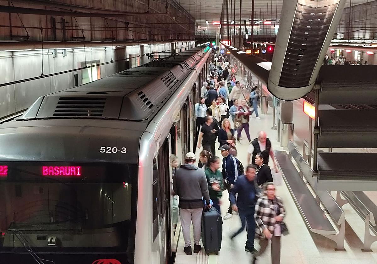 La división en el Gobierno vasco deja en el aire los descuentos en el transporte