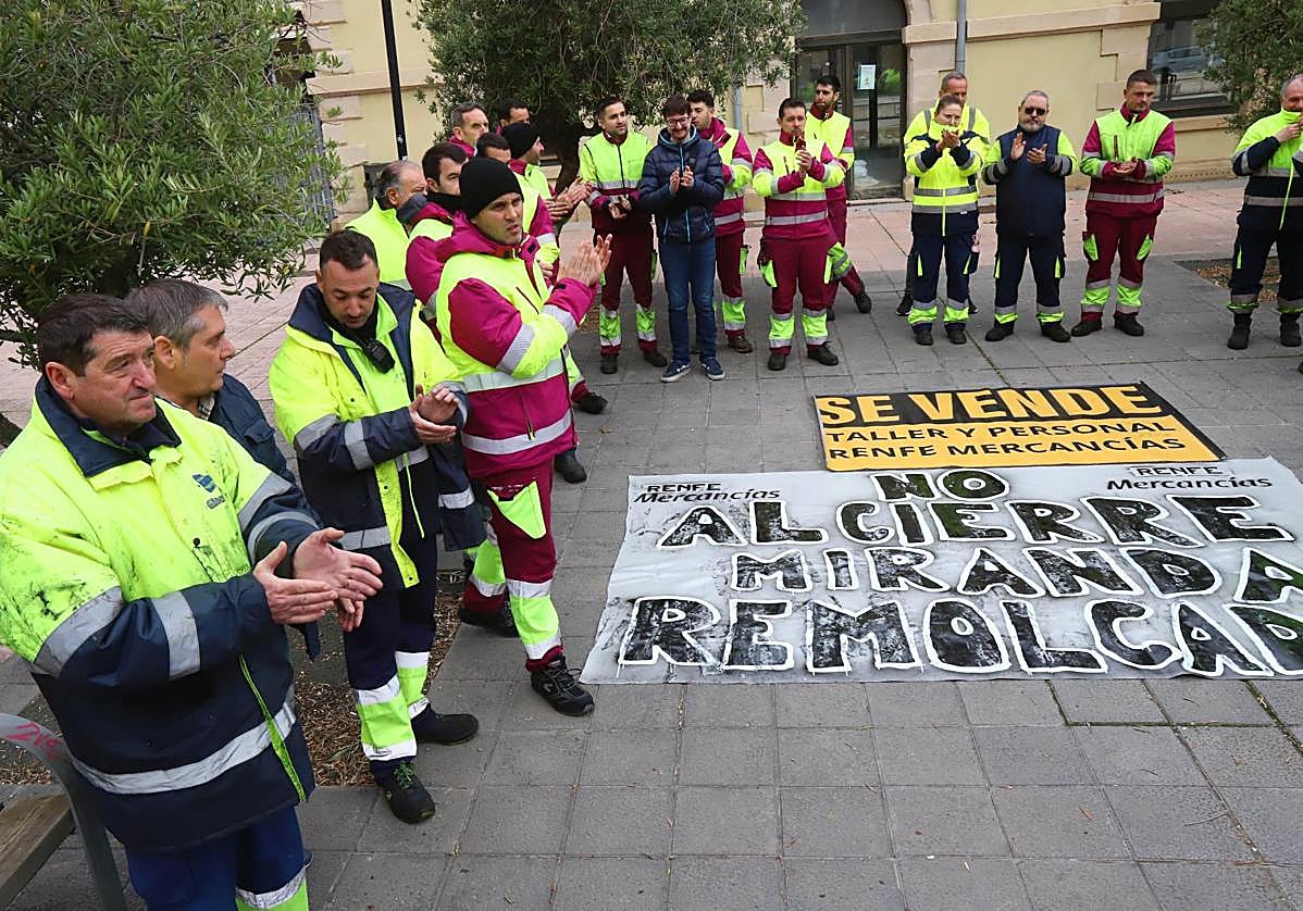 Los sindicatos pelearán por mantener los dos talleres, todos los puestos de trabajo y futuras inversiones.