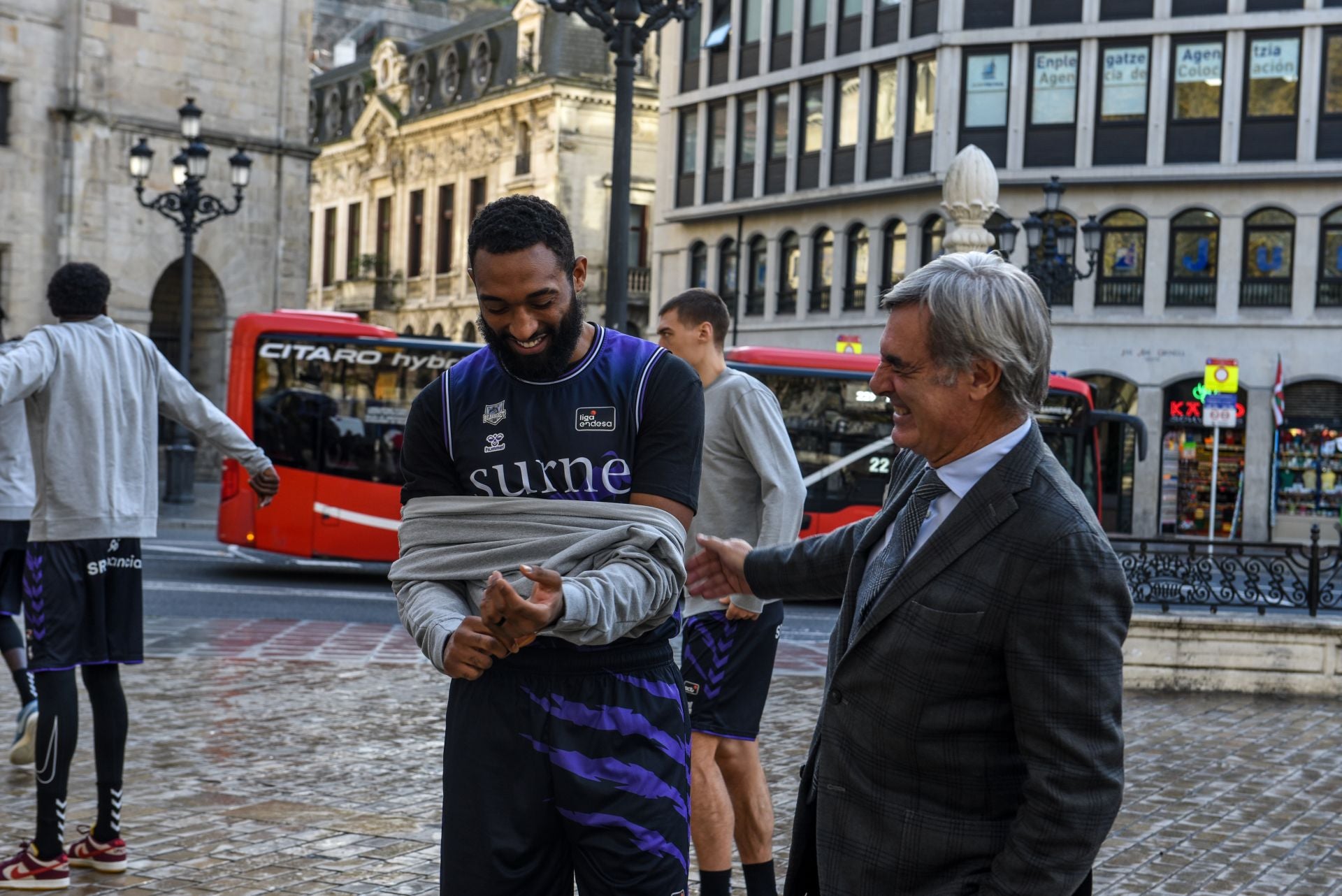 Las imágenes de la presentación del Surne Bilbao