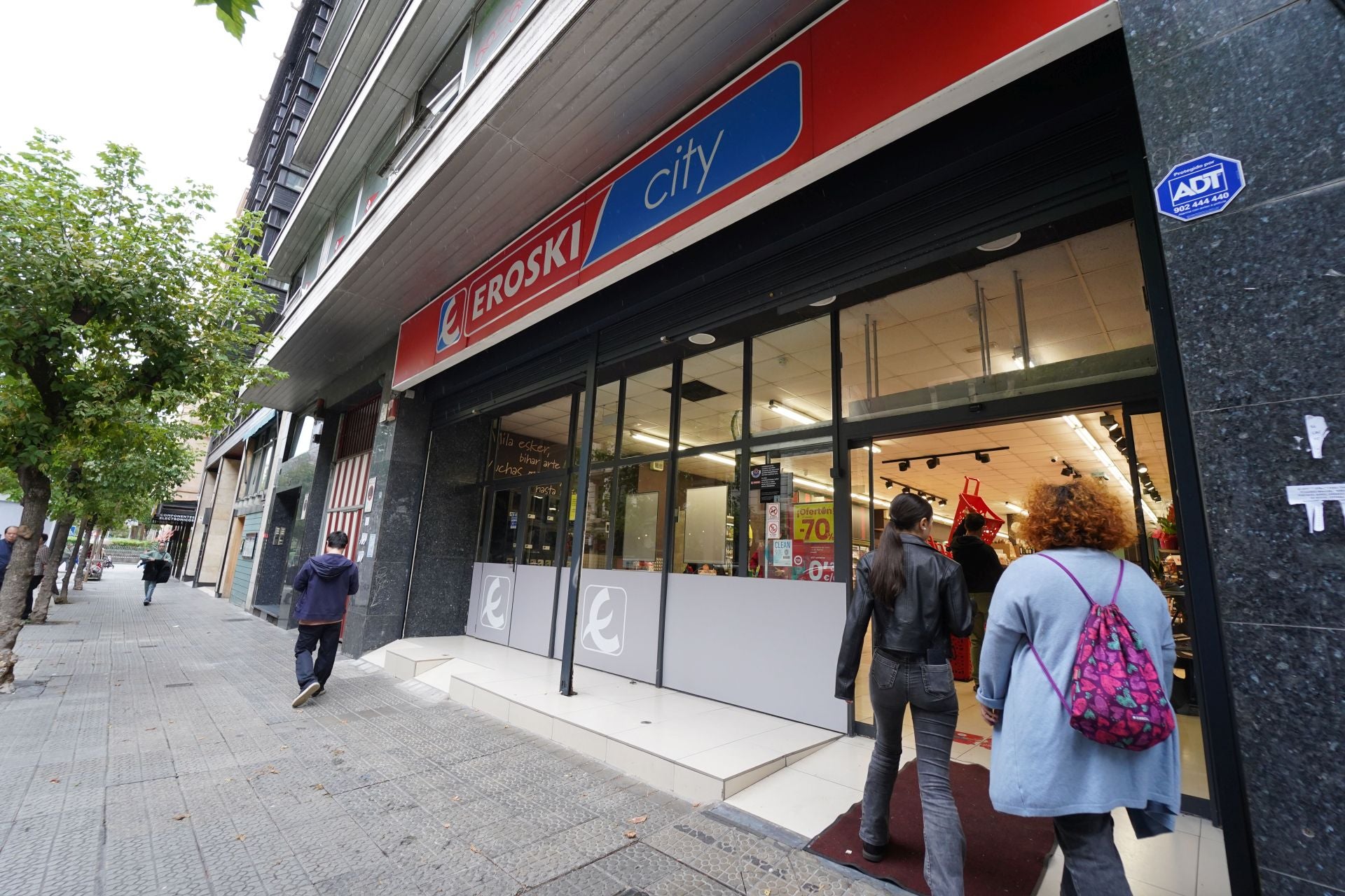 Supermercado de Eroski en el centro de Bilbao