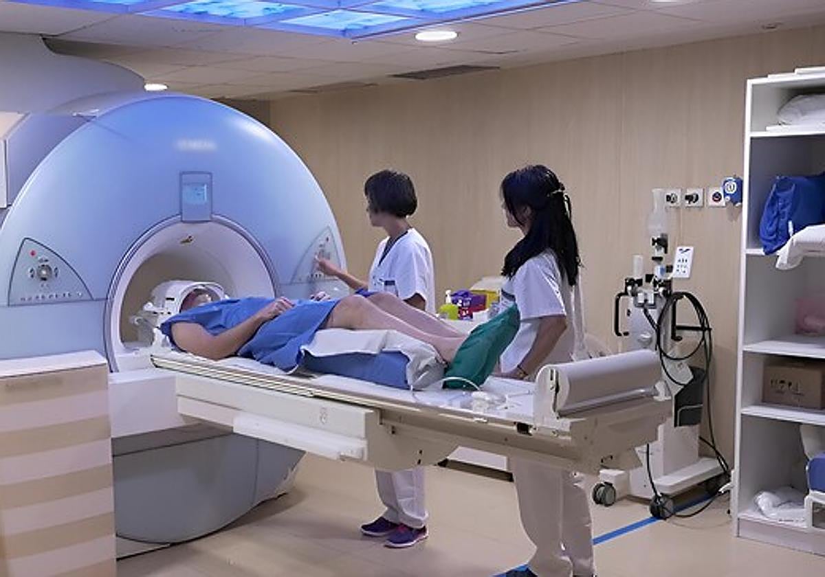 Osakidetza adjudica por 5,5 millones cuatro máquinas de resonancias magnéticas de última generación