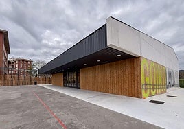 El edificio del nuevo gimnasio de la Ikastola Goikolanda.