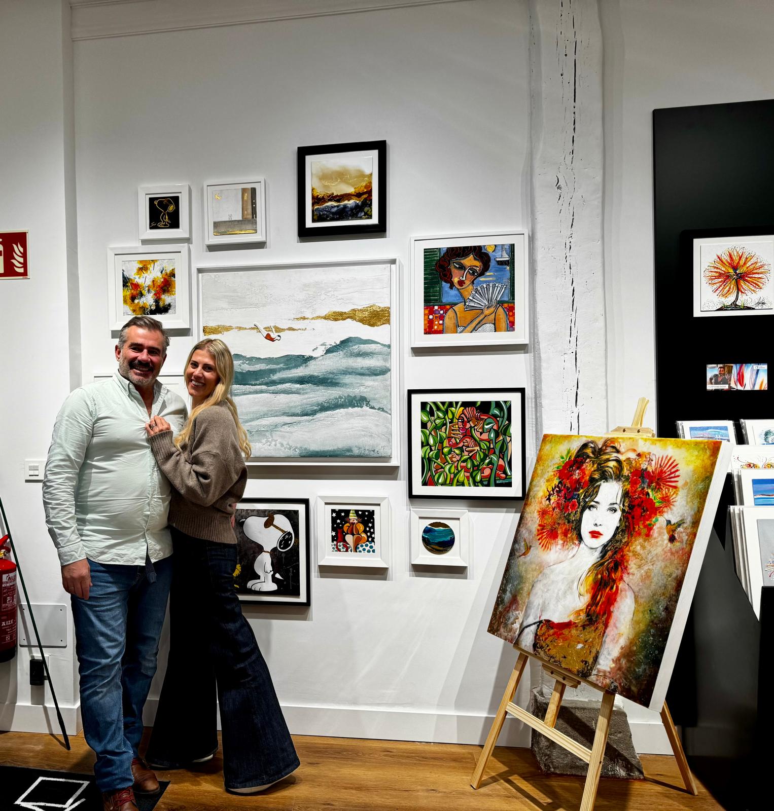Por amor al arte: un matrimonio abre una tienda en el Casco Viejo con obras originales desde 115 euros