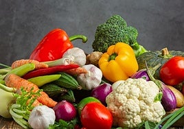 Ni brócoli ni espinacas: la mejor verdura de invierno para reducir el colesterol y fortalecer los huesos