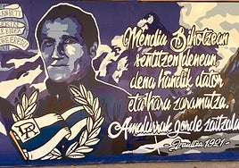 Mural dedicado a Alberto Zerain con la firma de Iraultza 1921